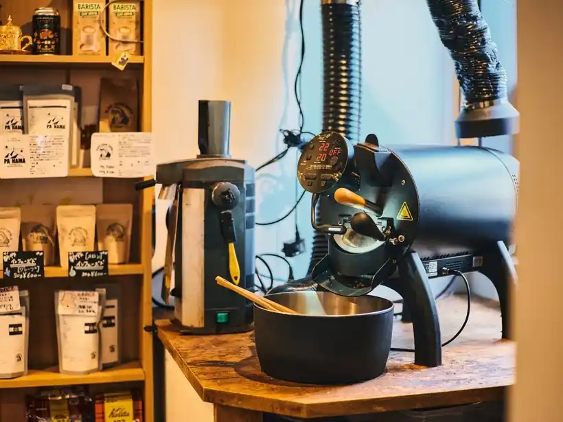 BLACK SLOTH COFFEEの焙煎機