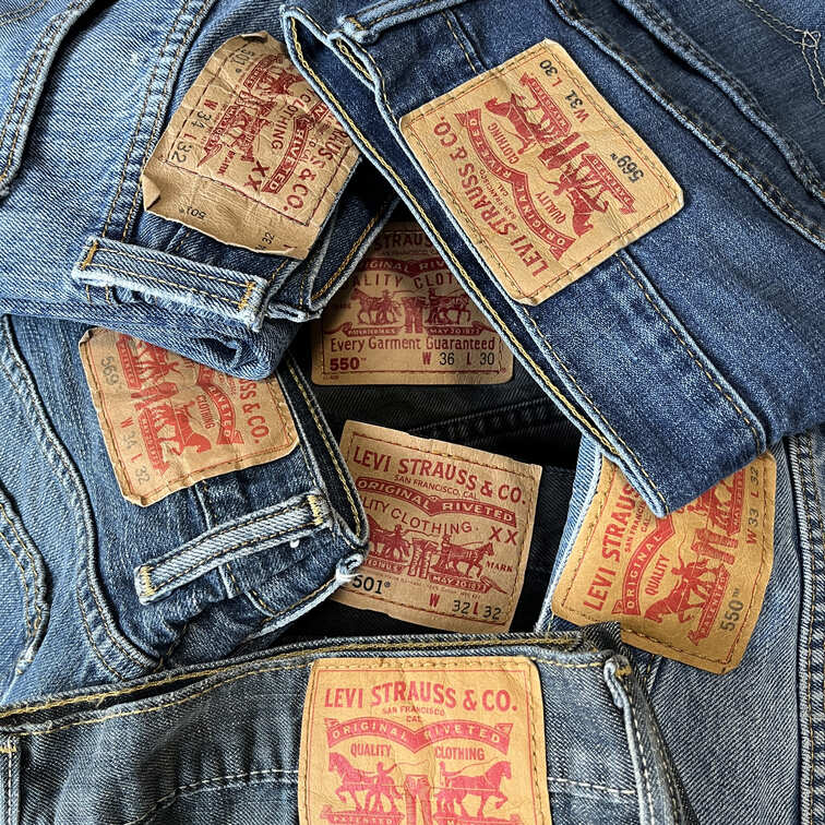 Levi's