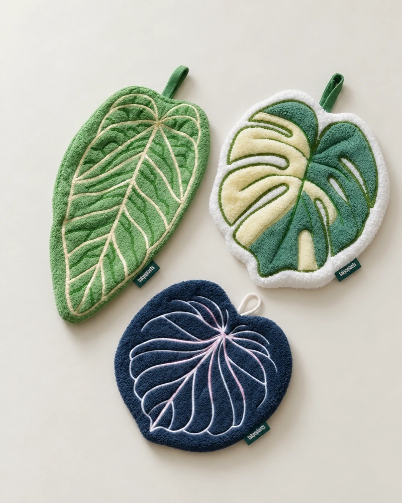 Daily Botanical Towel のワロクアーナム・斑入りモンステラ・キング オブ スペード